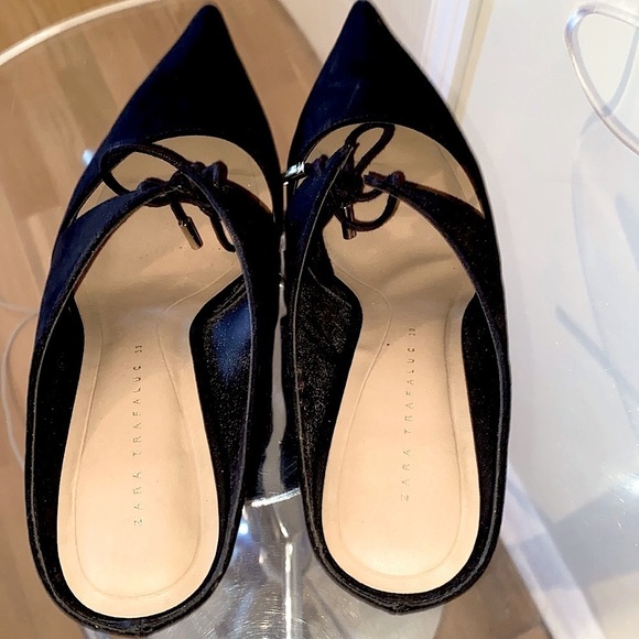 Zara Zapato Tacón Cono Lazada  black mules soft suede like fabric,laces 🖤🖤 - Picture 3 of 7